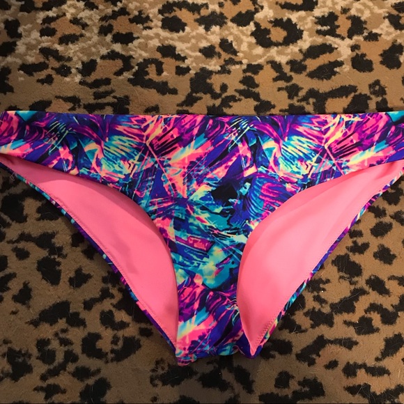 PINK Victoria's Secret Other - Pink Victoria’s Secret cheeky bikinis bottom small